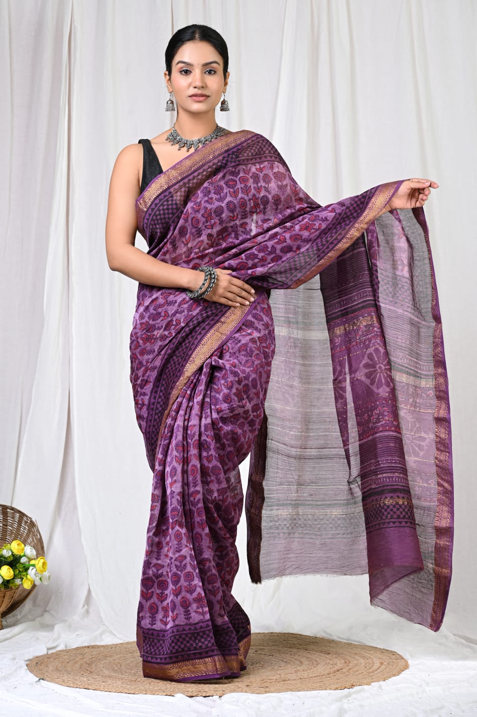 Premium Maheshwari Silk Saree Edit