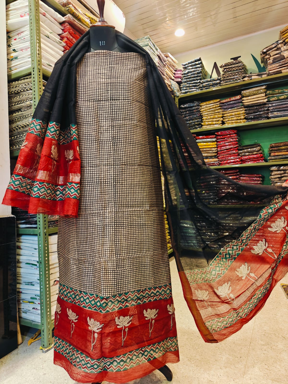 Maheshwari Suit – Luxury Ethnic Wear