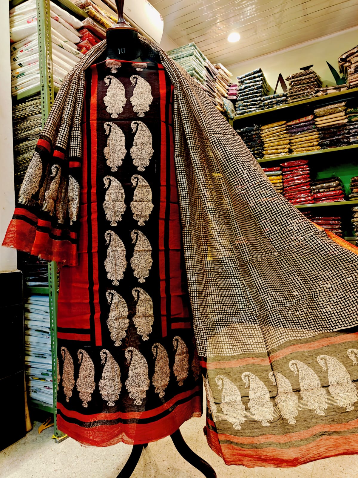 Maheshwari Suit – Elegant 2 Piece Ethnic Set