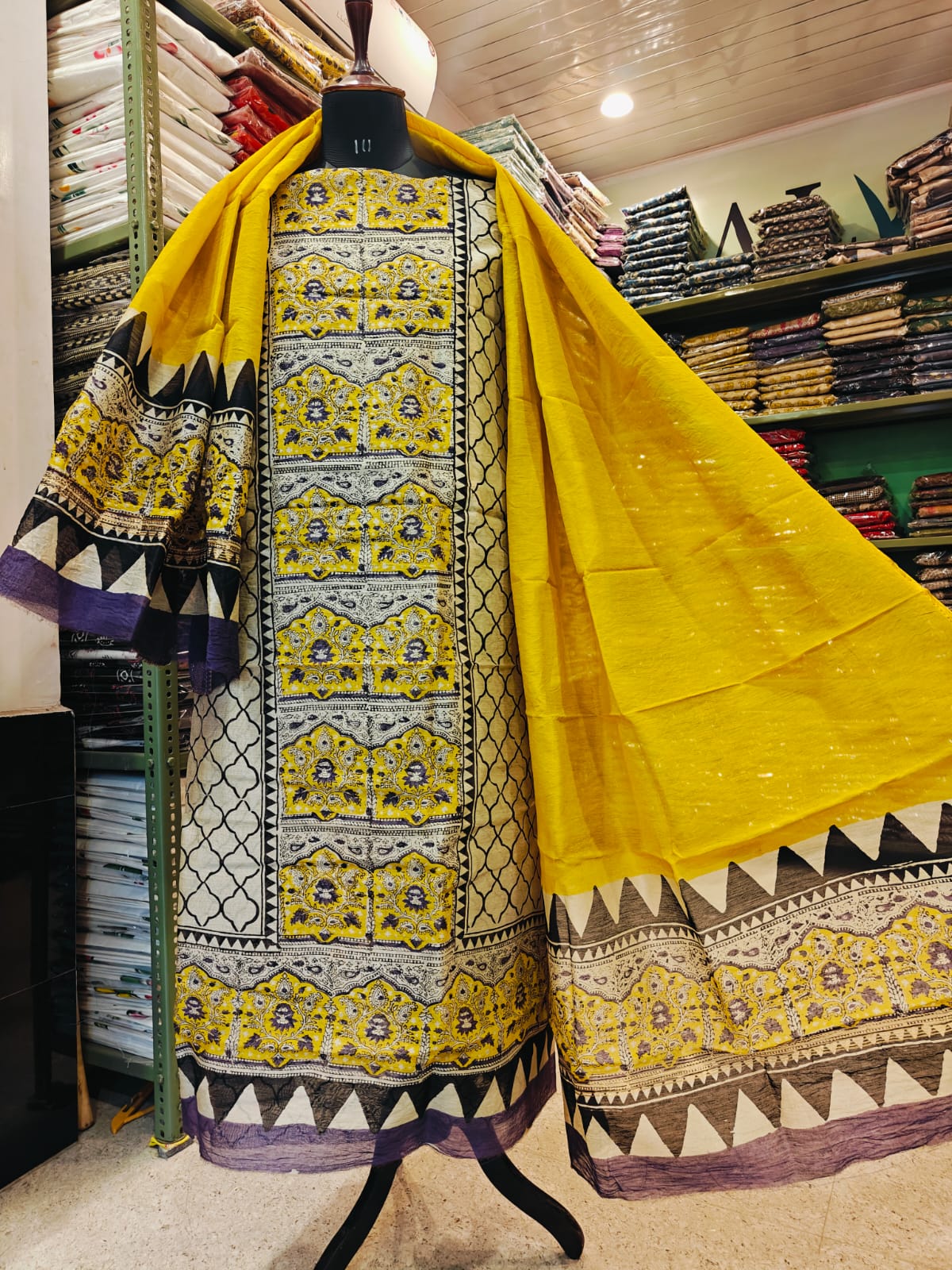 Maheshwari Suit – Stylish Traditional Outfit