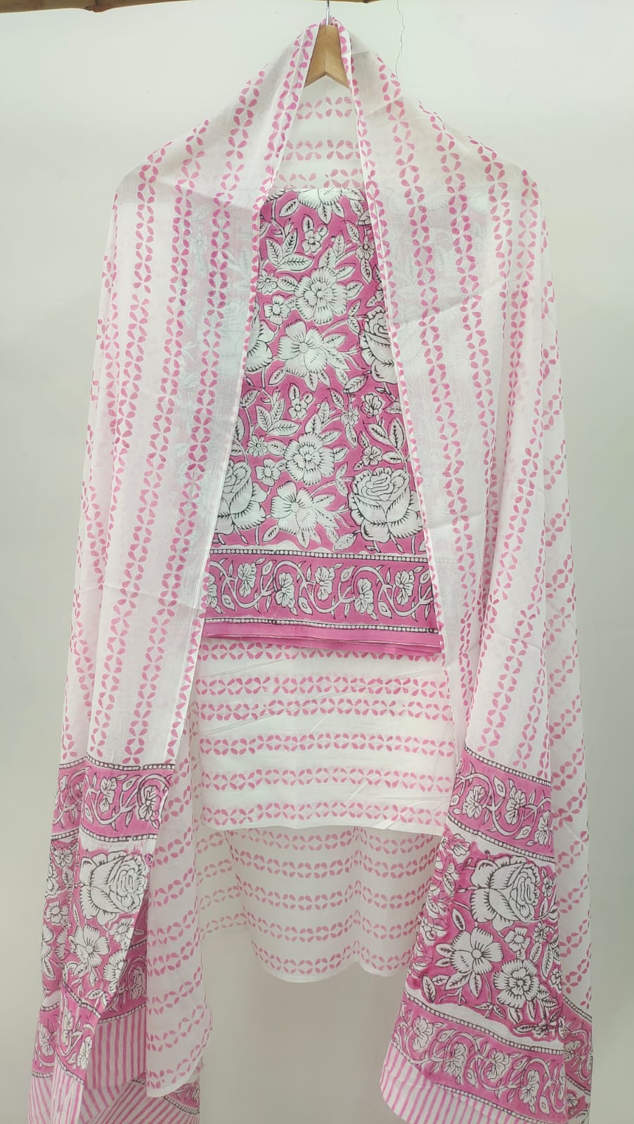 Elegant Cotton Suit with Dupatta